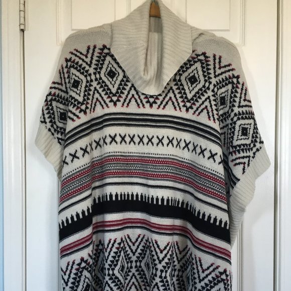 GUC Poncho Sweater - Picture 1 of 4